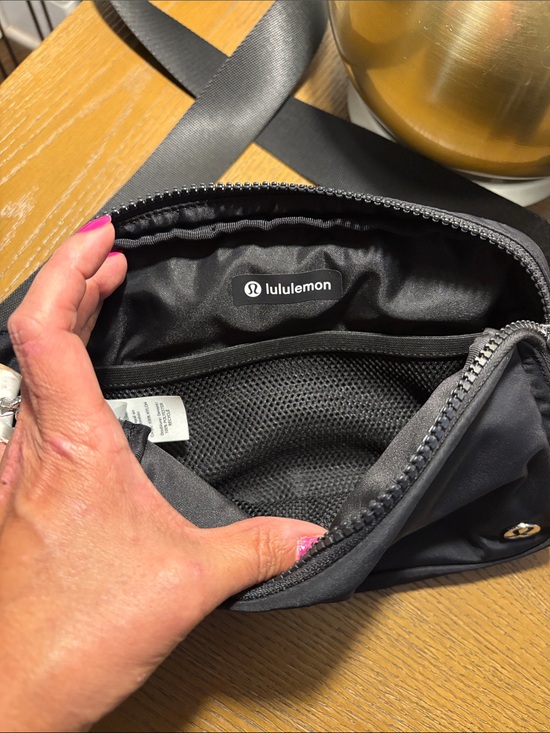lululemon athletica Handbags - lululemon black crossbody pouch with mesh organizer